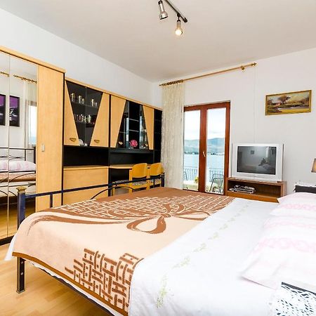 Apartments Marijana Trogir Exteriör bild