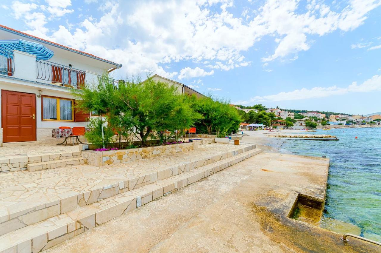 Apartments Marijana Trogir Exteriör bild