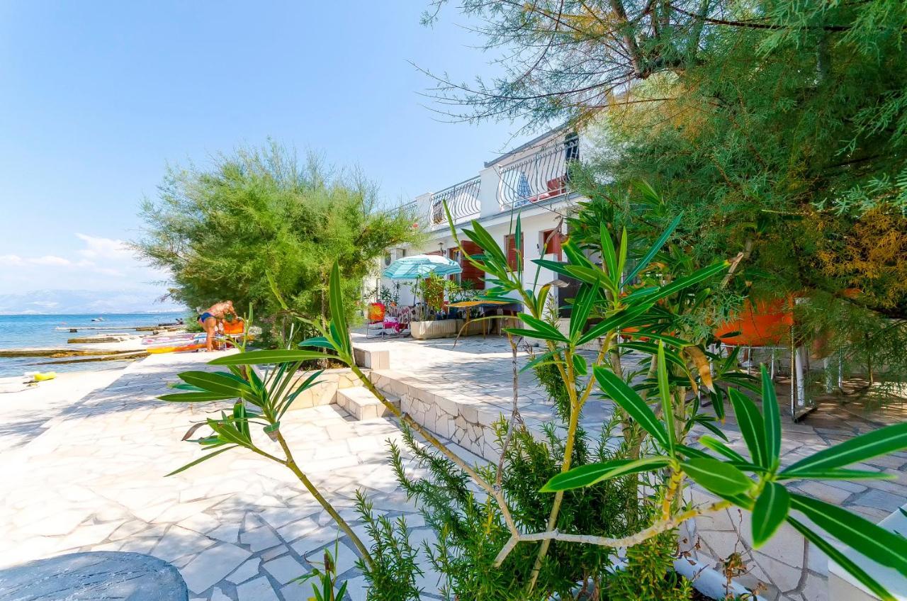 Apartments Marijana Trogir Exteriör bild