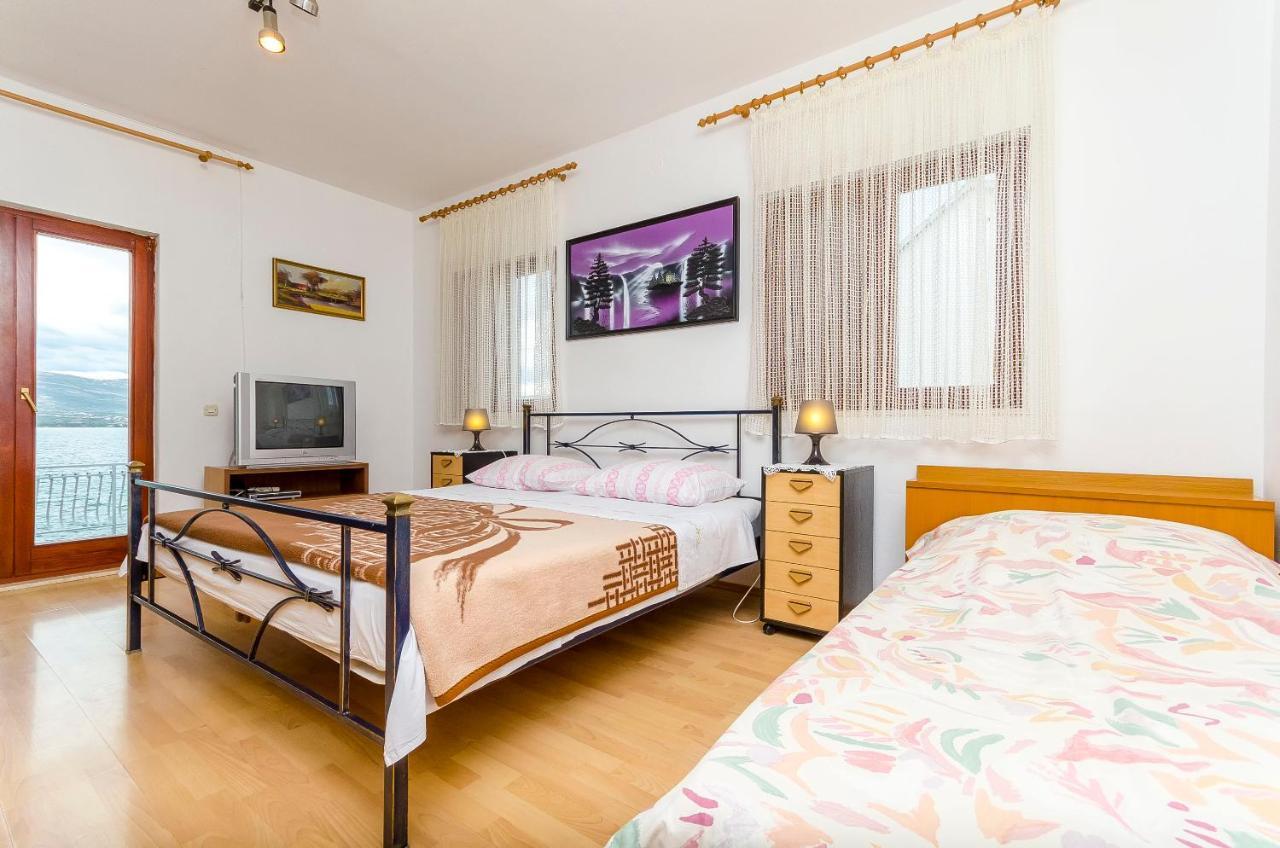 Apartments Marijana Trogir Exteriör bild